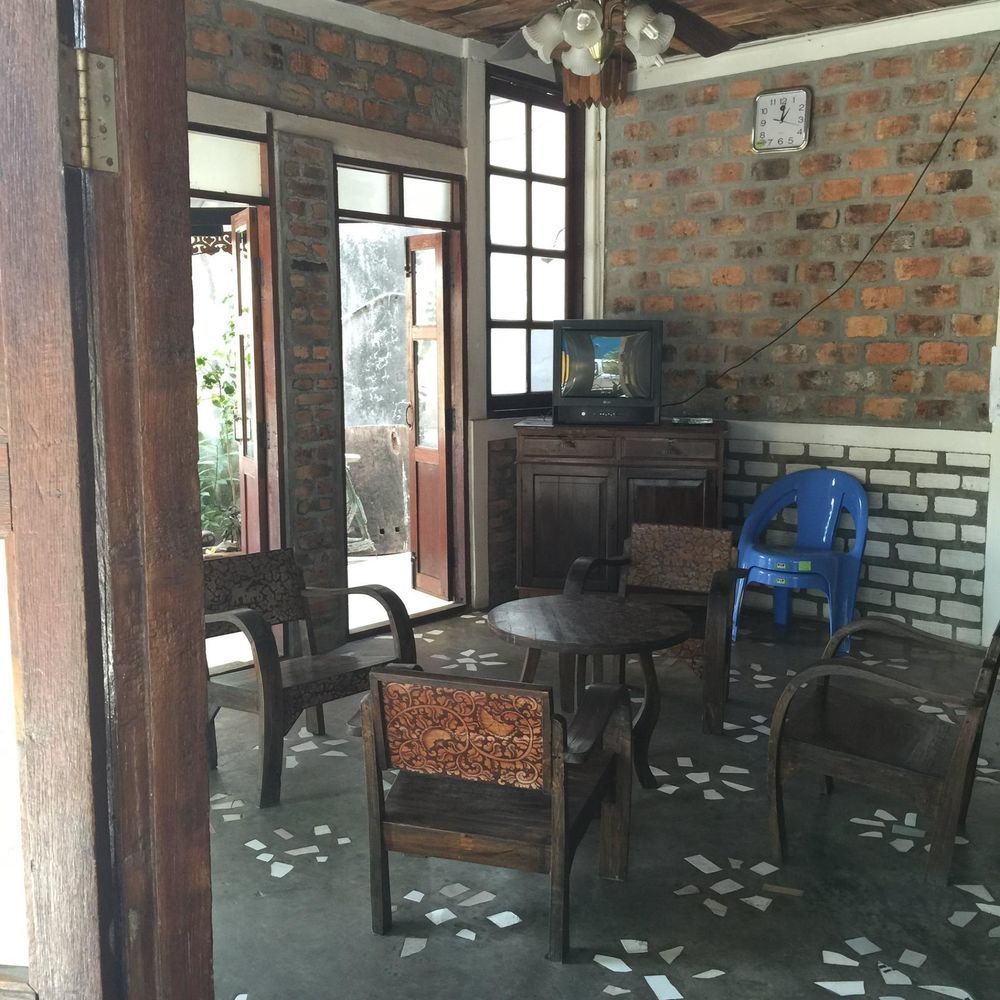 Baan Thai Homestay By Bgb Villas カタビーチ エクステリア 写真