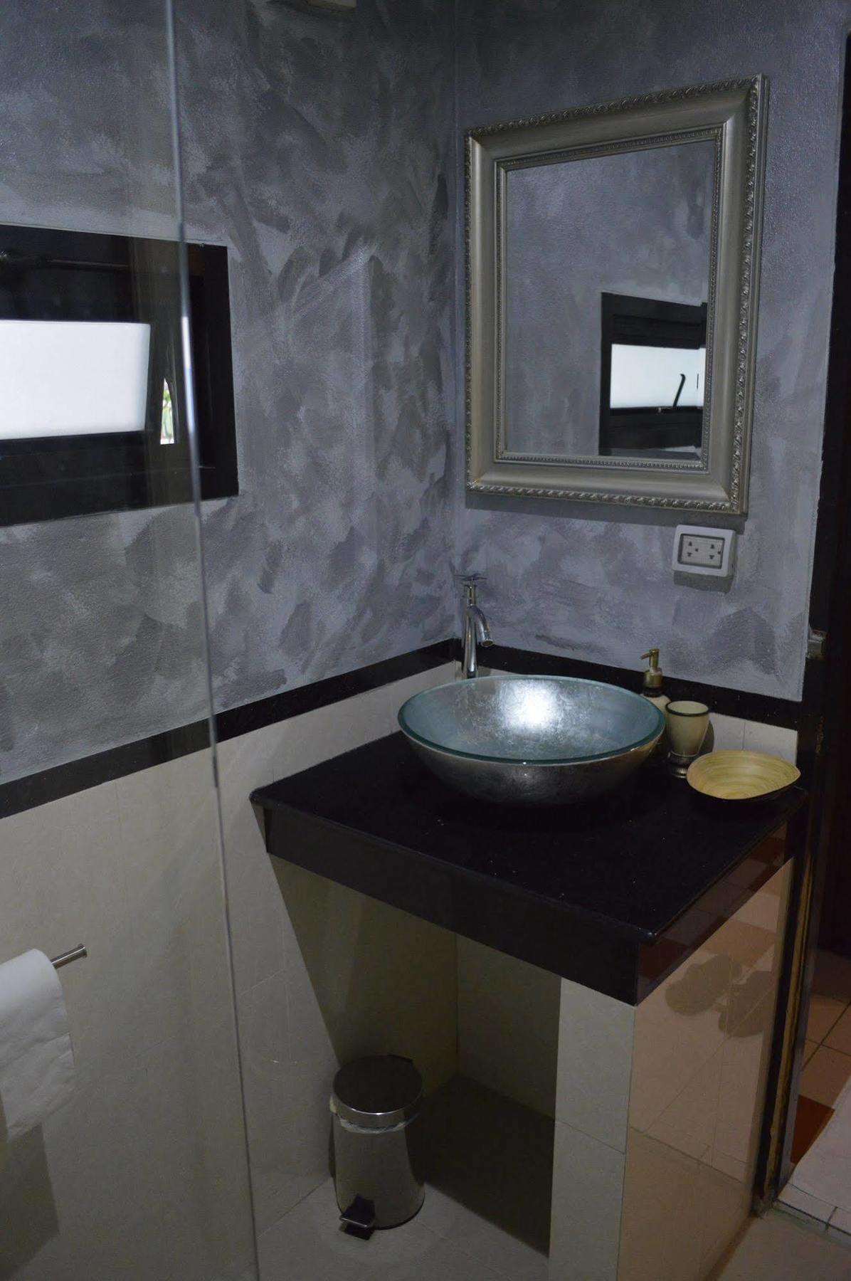 Baan Thai Homestay By Bgb Villas カタビーチ エクステリア 写真